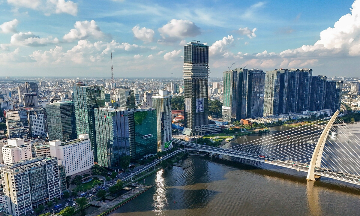 kinh-te-tp-hcm-truoc-sap-nhap-tang-7,82%-nua-dau-nam