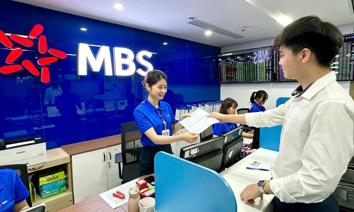 du-no-cho-vay-ky-quy-cua-chung-khoan-mb-cao-ky-luc