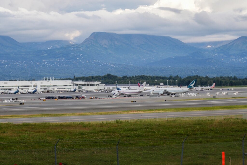 ly-do-nga-ban-alaska-cho-my-voi-gia-7,2-trieu-usd-nam-1867